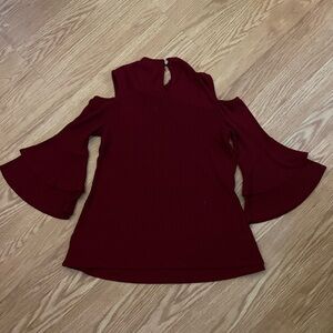 Comfortable long sleeved shirt